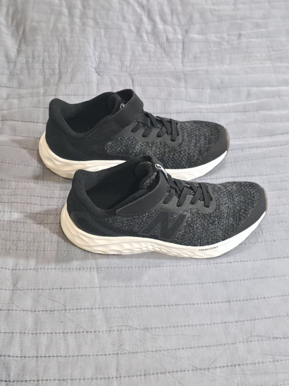 New Balance Kids Black Knit Sneakers with White Sole- New Without Tags